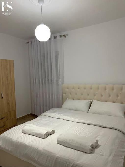 טיראנה Es Apartment מראה חיצוני תמונה